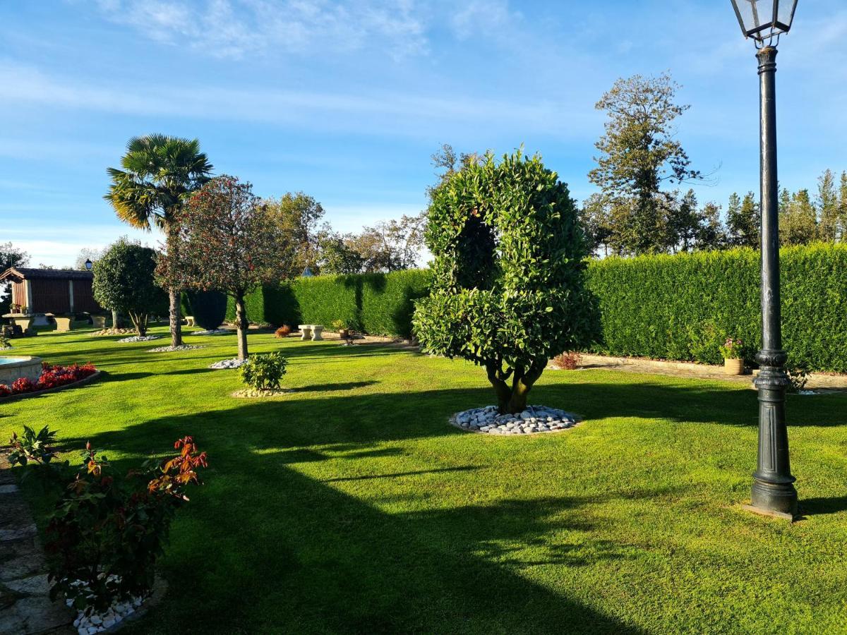 Casa De Los Somoza Melide Bagian luar foto