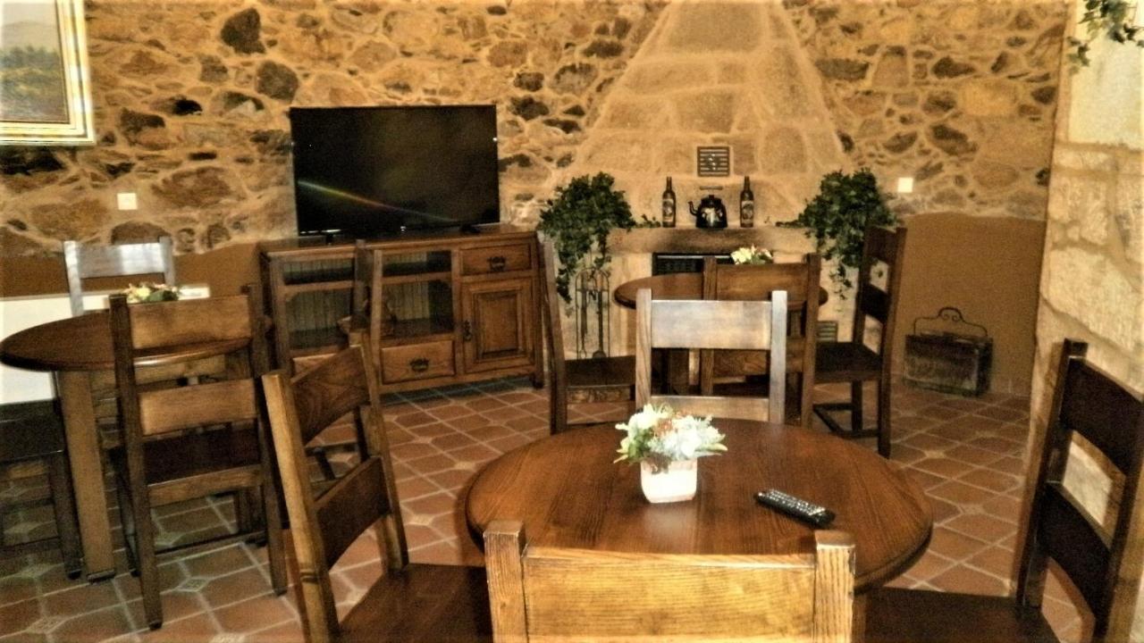 Casa De Los Somoza Melide Bagian luar foto