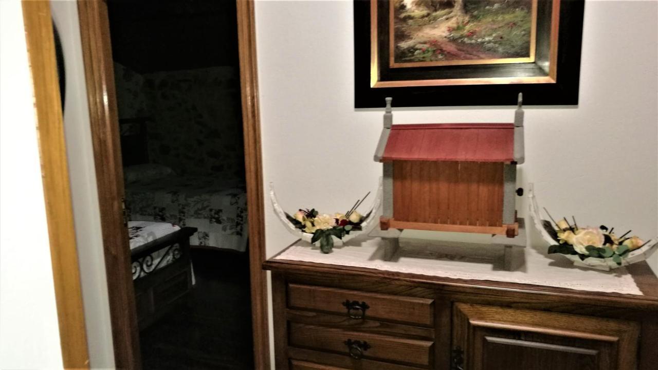 Casa De Los Somoza Melide Bagian luar foto