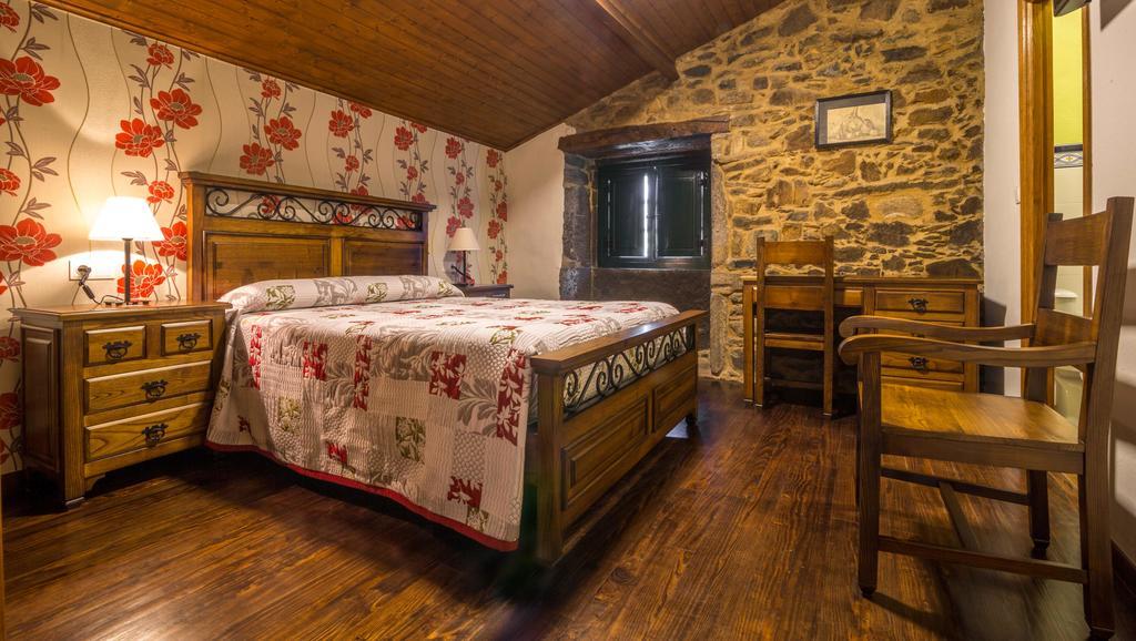 Casa De Los Somoza Melide Bagian luar foto